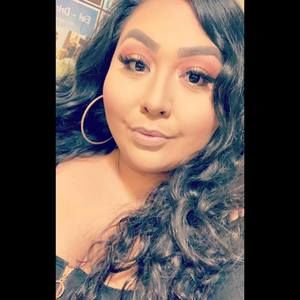 Meet your Posher, Angela